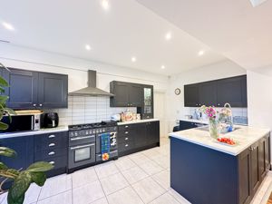 Photo 32- click for photo gallery